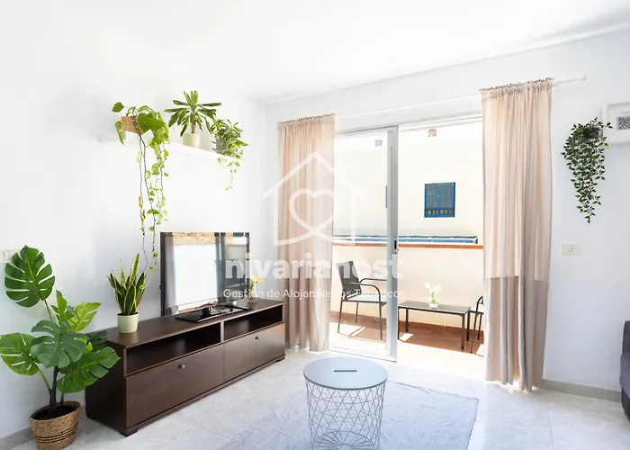 The Sea Candelaria, By Nivariahost